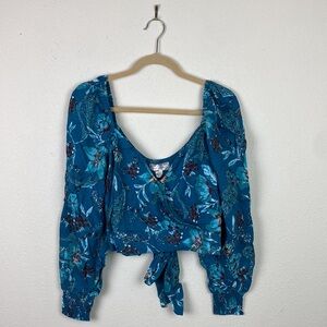 NWT Band of the Free | Sybille Teal Floral Crossover Crop Top Long Sleeve L